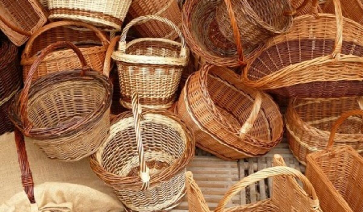 How To Make The Perfect Homemade Gift Basket - Kravelv