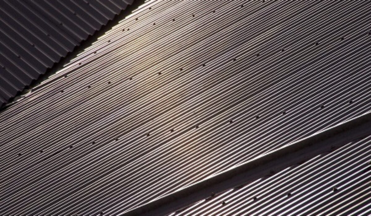 how-to-paint-a-corrugated-metal-roofing-kravelv