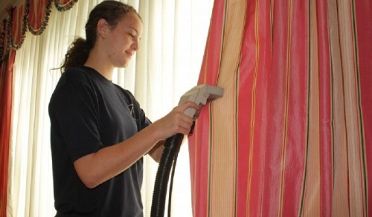 how-to-clean-dry-cleaning-curtains-at-home-kravelv